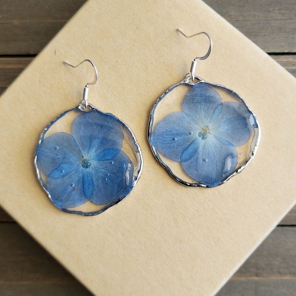 Blue Hydrangea Flower Earrings- Handmade Earrings- Blue Flower Earrings- Flower - Picture 7 of 7